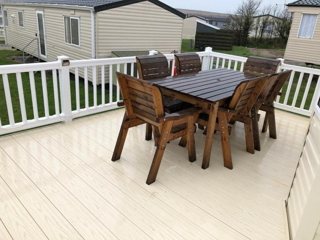 Bude Caravan Caromax - Families And Couples Only Екстер'єр фото