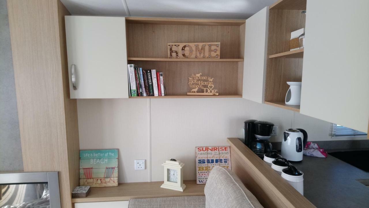Bude Caravan Caromax - Families And Couples Only Екстер'єр фото