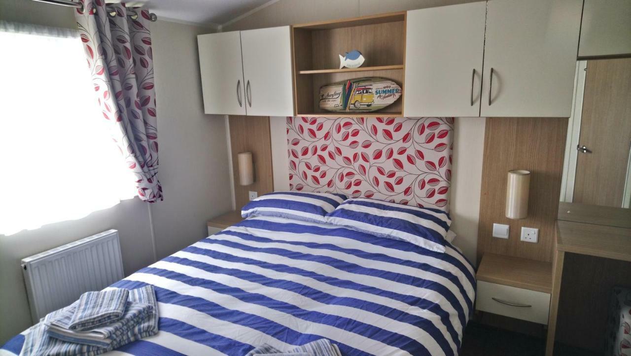 Bude Caravan Caromax - Families And Couples Only Екстер'єр фото