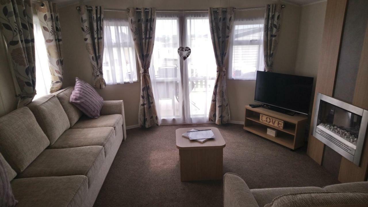 Bude Caravan Caromax - Families And Couples Only Екстер'єр фото
